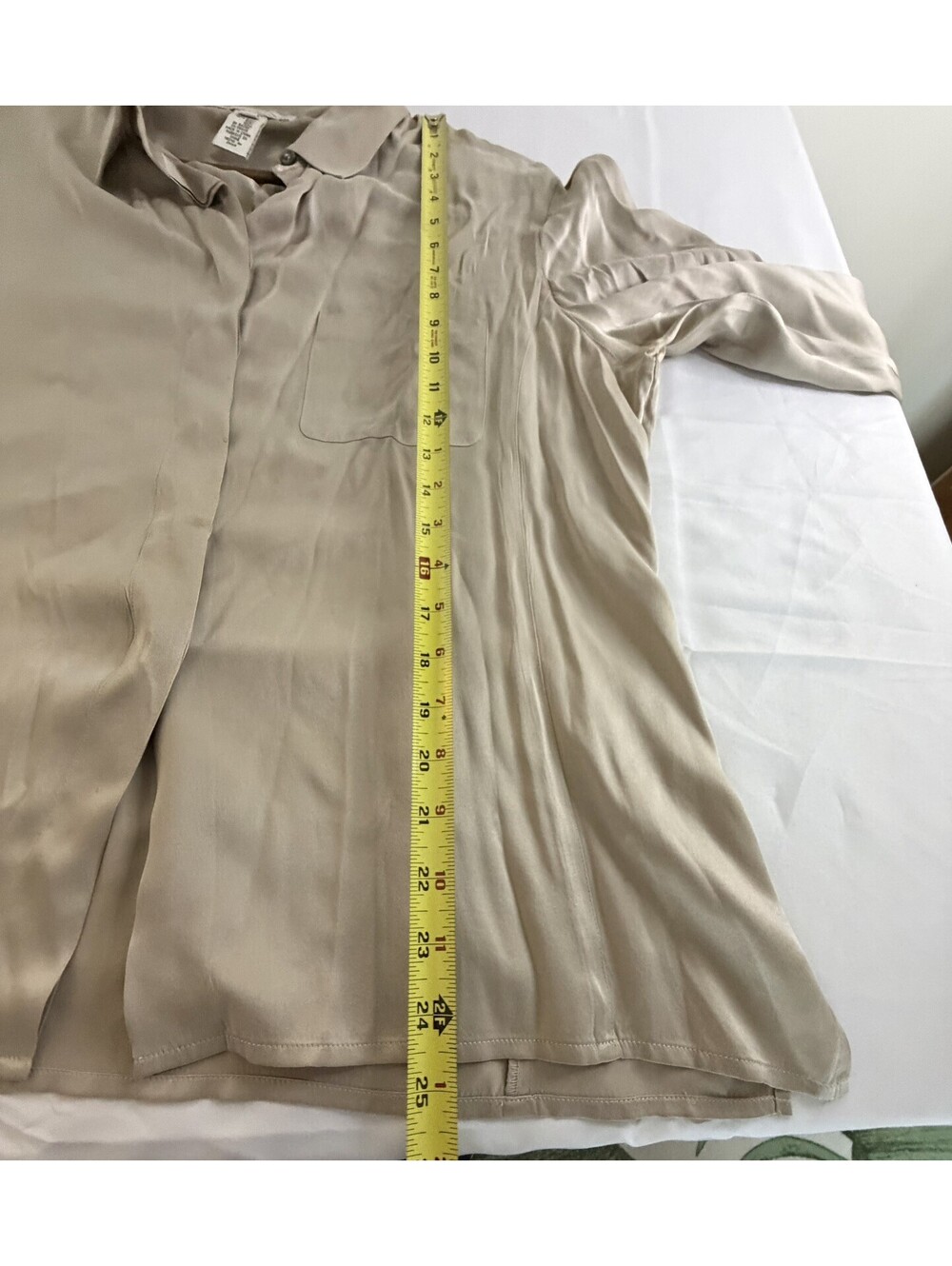 Evan Picone 100% silk Women’s Shirt In Champagne size 14